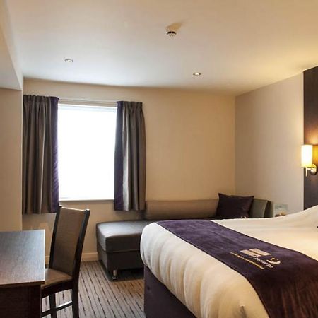 Premier Inn Tring Exterior foto